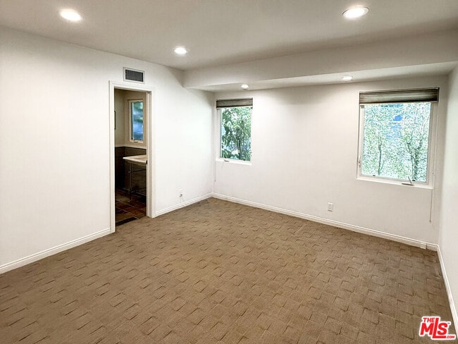 Building Photo - 11064 Wrightwood Ln