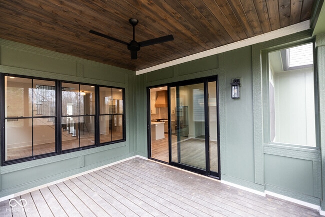 Building Photo - 871 Rosemary Gdns