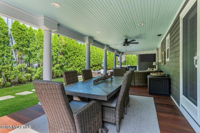 Building Photo - 101 Neptune Pl