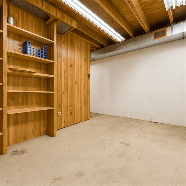 Building Photo - 2838 Bombridge Ct
