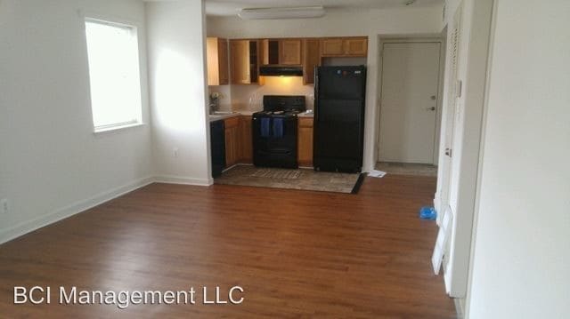 Building Photo - 2125 Cameron Dr
