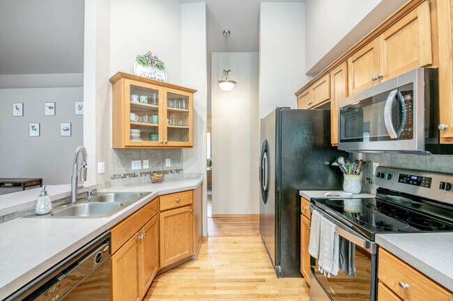 Building Photo - 15815 Yelm Terra Way SE