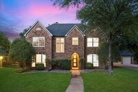 Building Photo - 545 Oak Hill Dr