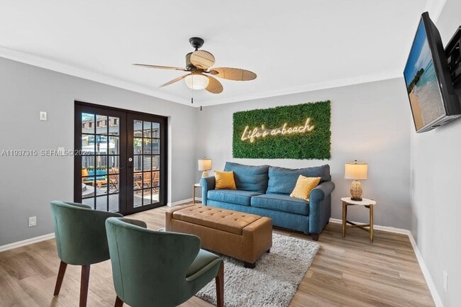 Building Photo - 223 SE 8th St