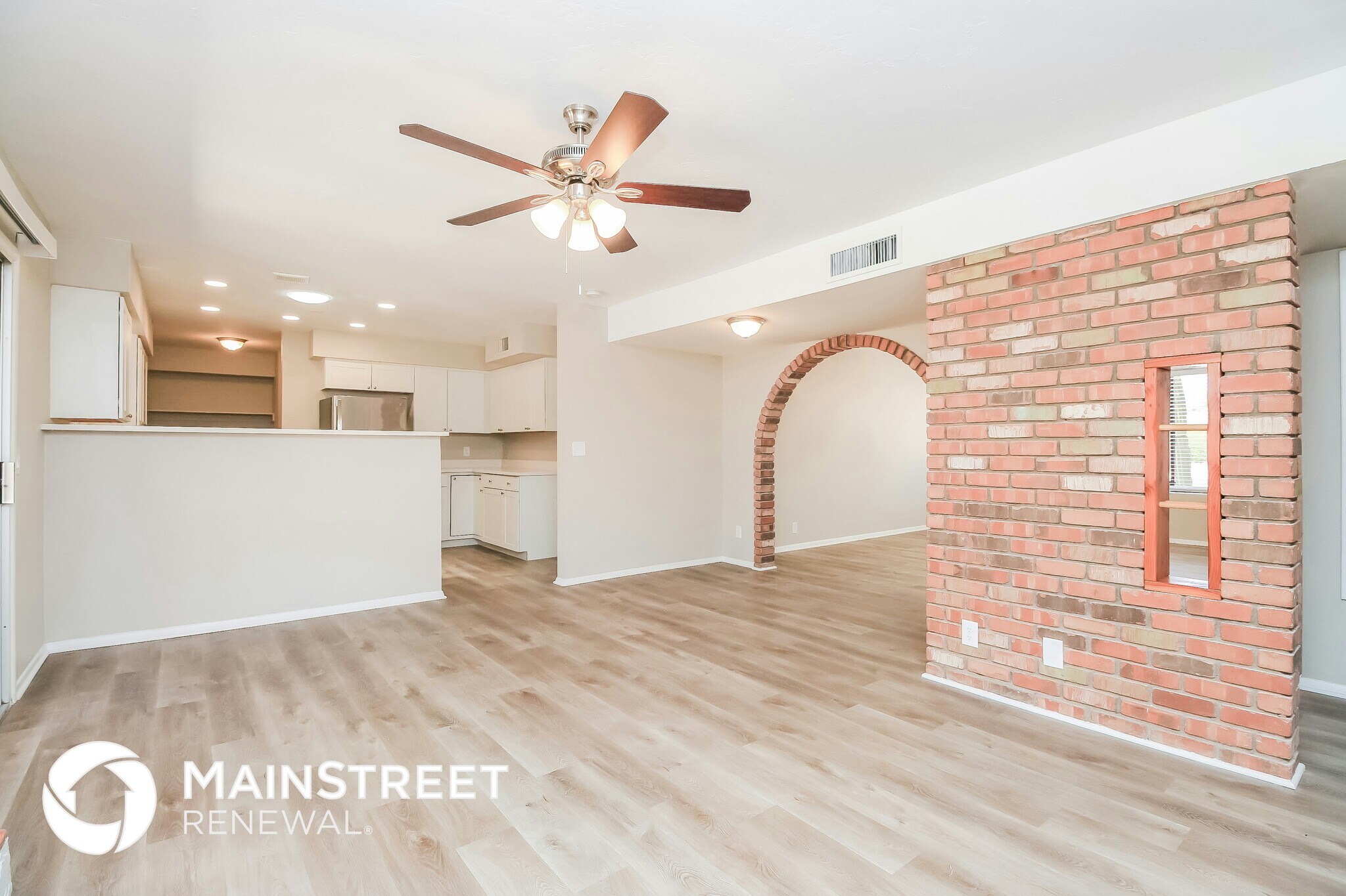 Building Photo - 842 S Revolta Cir