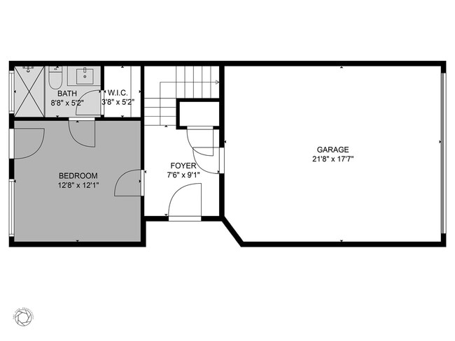 Building Photo - 5853 Dolores St