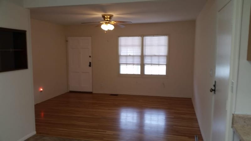 Building Photo - 4801 SW 28th St