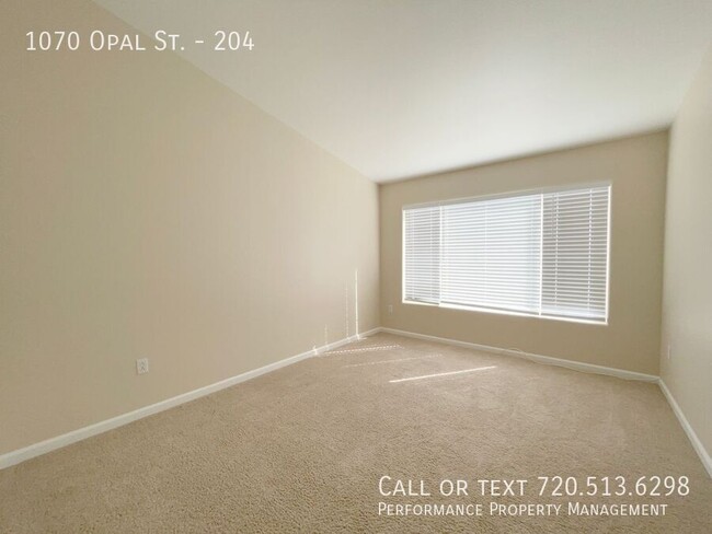 Building Photo - 1070 Opal St