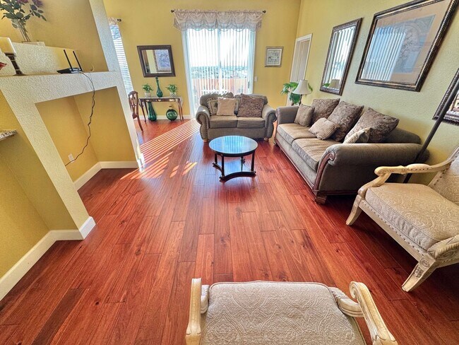 Building Photo - Modern condo with resort-style living in South Las Vegas