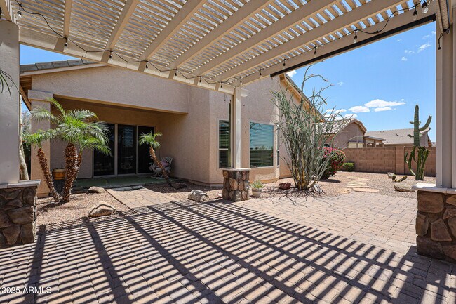 Building Photo - 2318 N Boulder Mountain