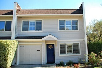 Building Photo - 71 Prince Royal Dr