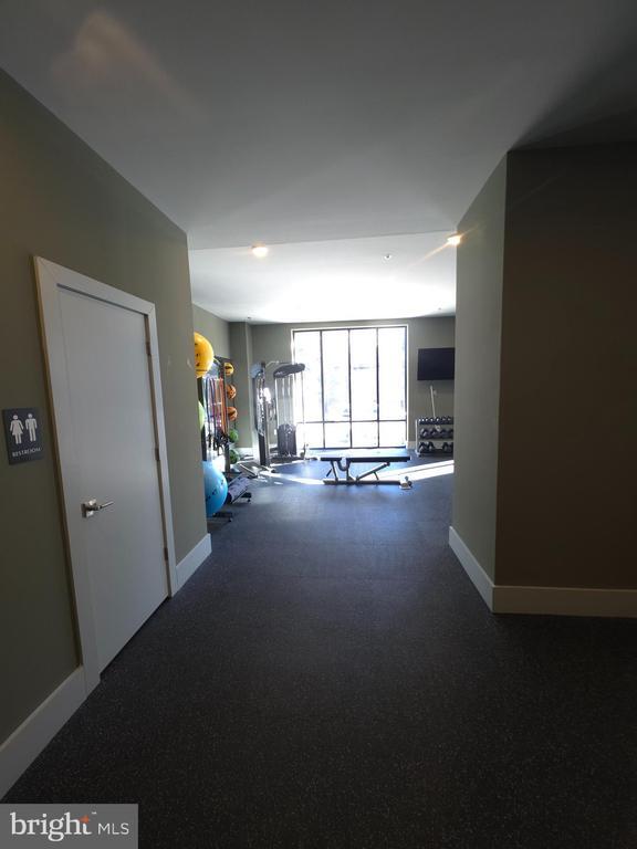 Building Photo - 3503 Midvale Ave