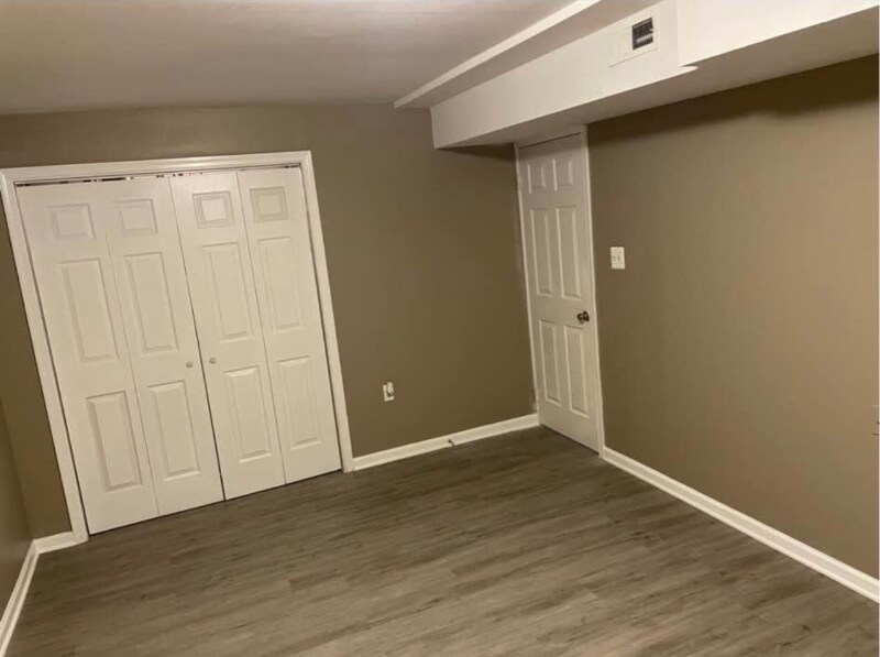 Building Photo - 204 Rolling Hill Ct