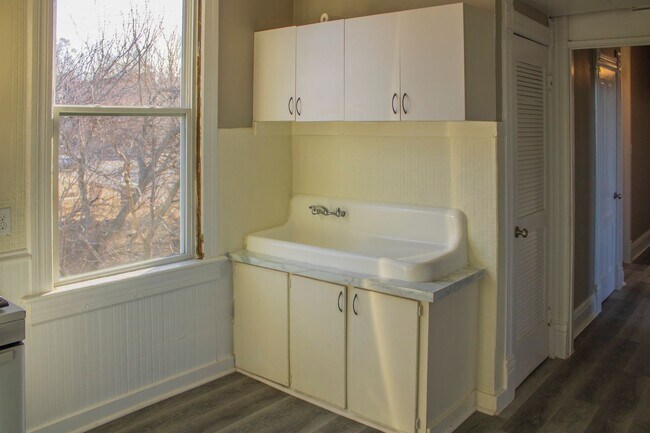 Building Photo - Pistachio Rentals (1618 Martha St)