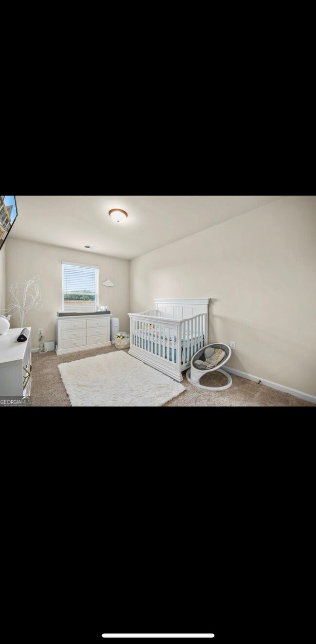 Bedroom 3 - 125 White Mountain Pass