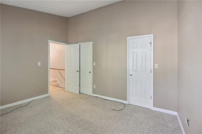 Building Photo - 1058 Mansfield Ct