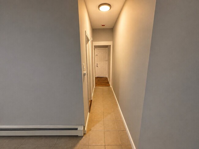 Building Photo - 23 E 18th St