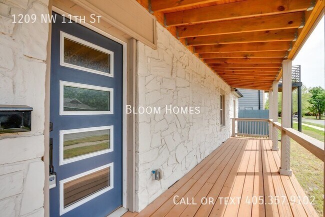 Building Photo - 1209 NW 11th St