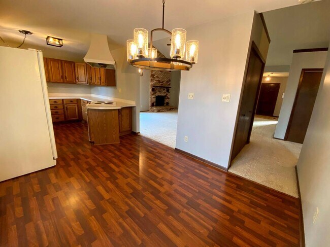 Building Photo - 117 Juniper Drive