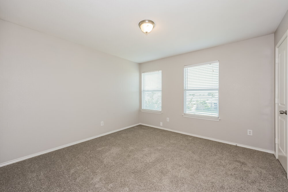 Building Photo - 3512 Cayman Dr