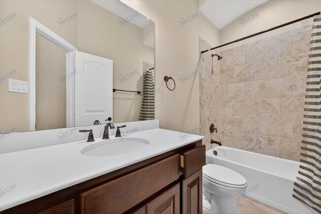 Building Photo - 409 Rossville Dr