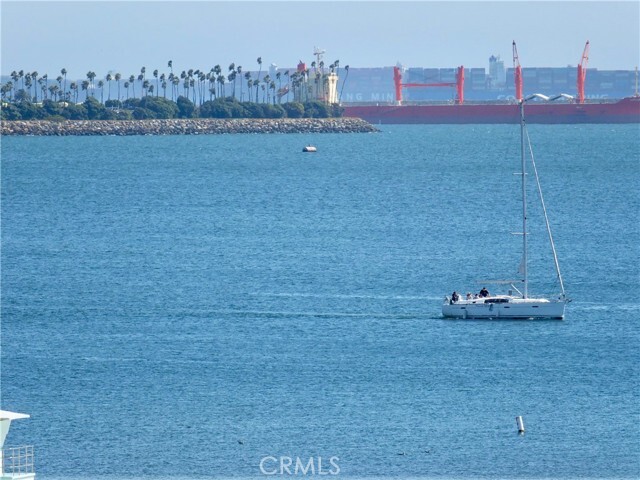 Building Photo - 850 E Ocean Blvd