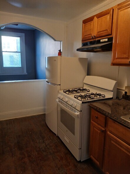 Building Photo - 1720 McCulloh St