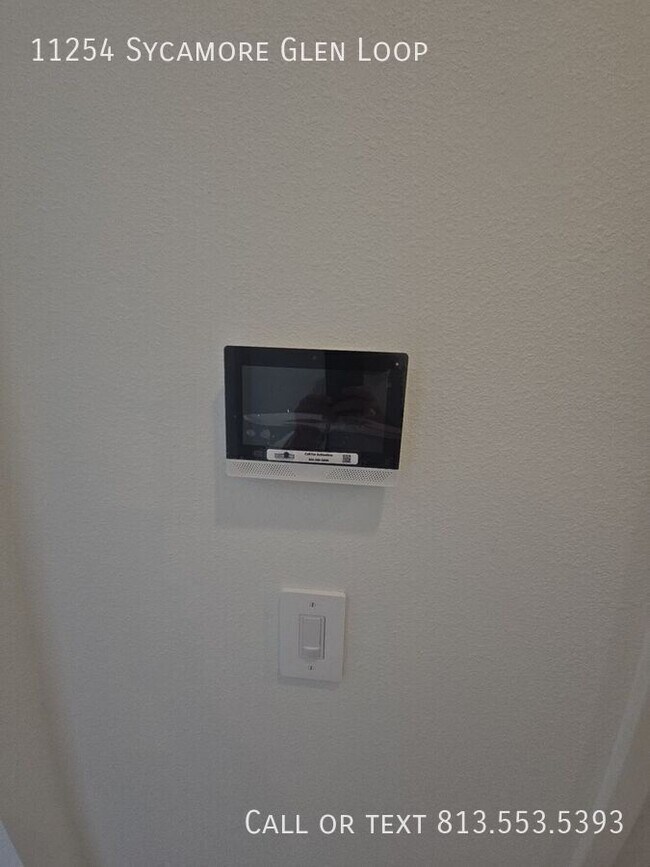 Building Photo - 11254 Sycamore Glen Loop