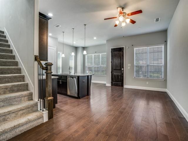 Building Photo - 6120 Rilla St