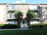 Building Photo - 1665 Harbor Ave