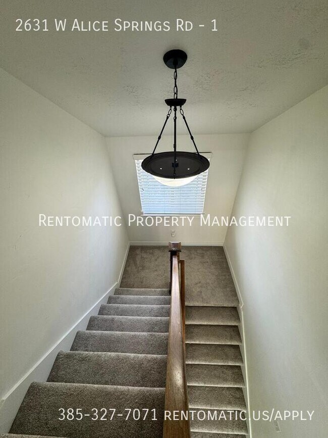 Building Photo - 2631 Alice Springs Rd