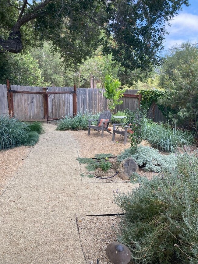 Building Photo - Spanish Charmer in the Village of Downtown Ojai