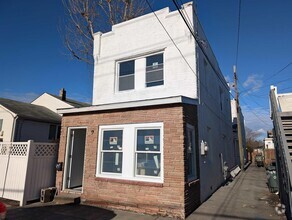 Building Photo - 1909 Ontario Ave