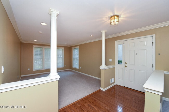 Building Photo - 133 Ironwood Ct
