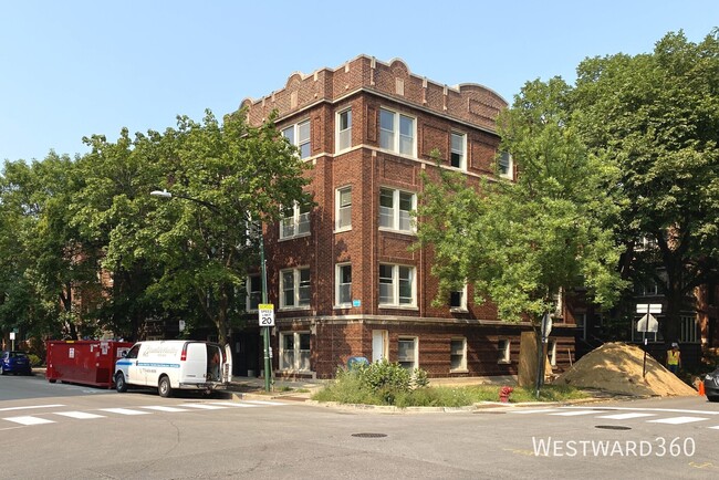 Building Photo - 6201 N Glenwood Ave