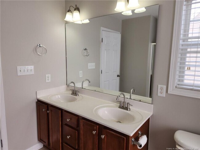 Building Photo - 2148 Yellowbrick Rd