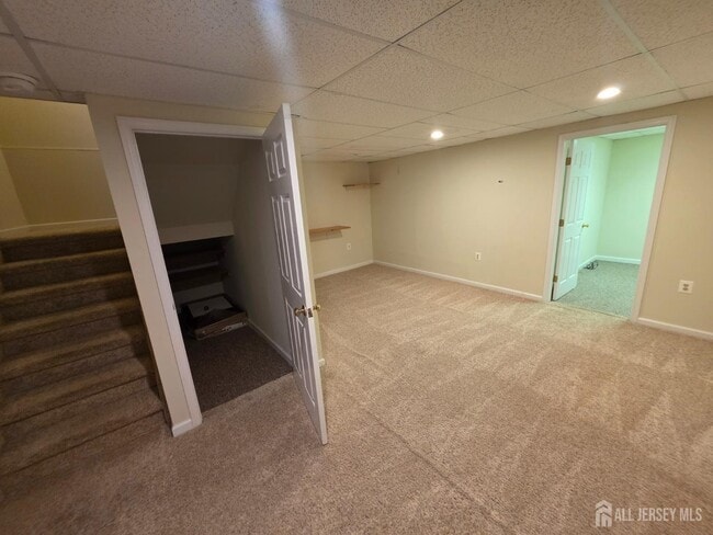 Building Photo - 1301 Dahlia Cir