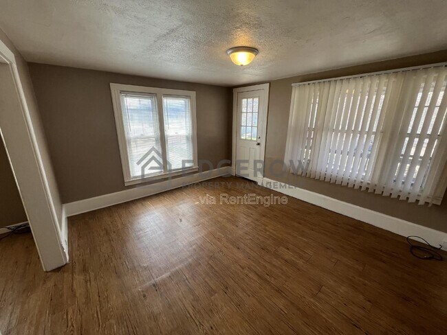 Building Photo - 1220 Hamilton Ave NW