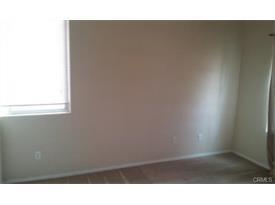 Building Photo - Nice 4 bedroom home close to freeway 215