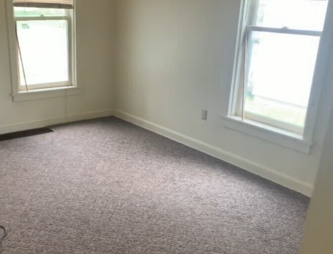 Building Photo - 717 Water St