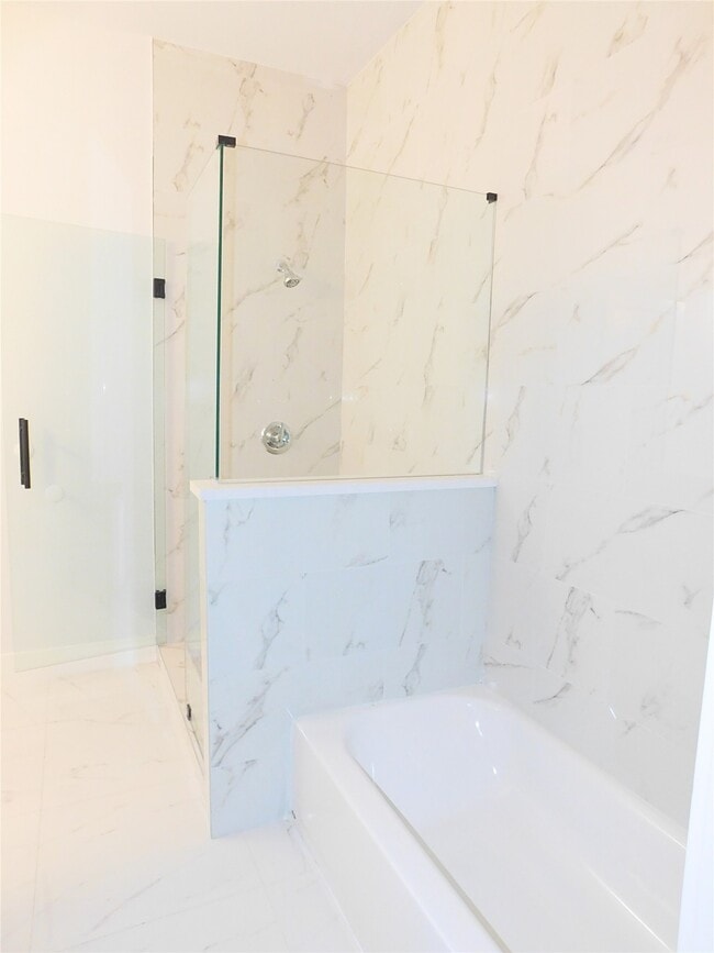 Building Photo - 7002 S Hall St