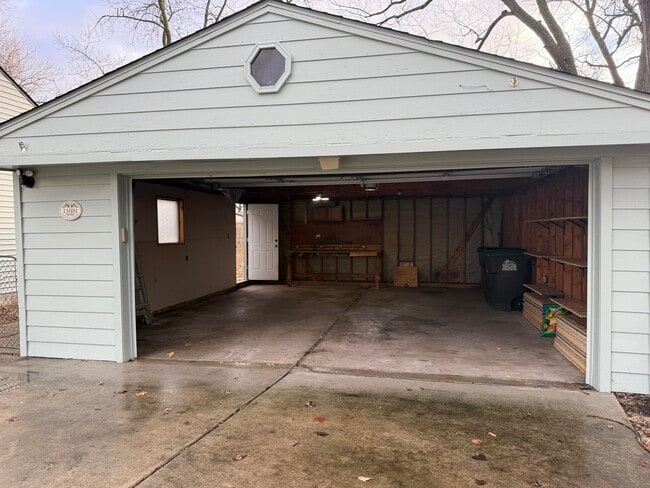 Building Photo - 11691 Cornell St