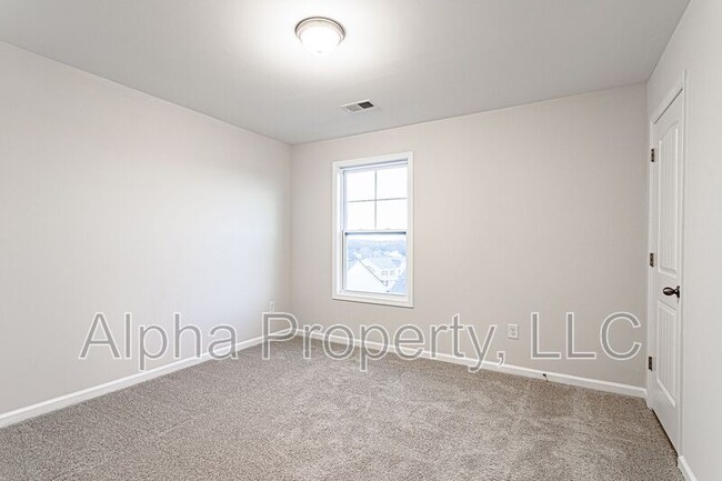 Building Photo - 320 Trail Branch Ct.