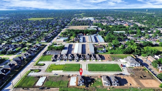 Building Photo - 4324 Avron Dr