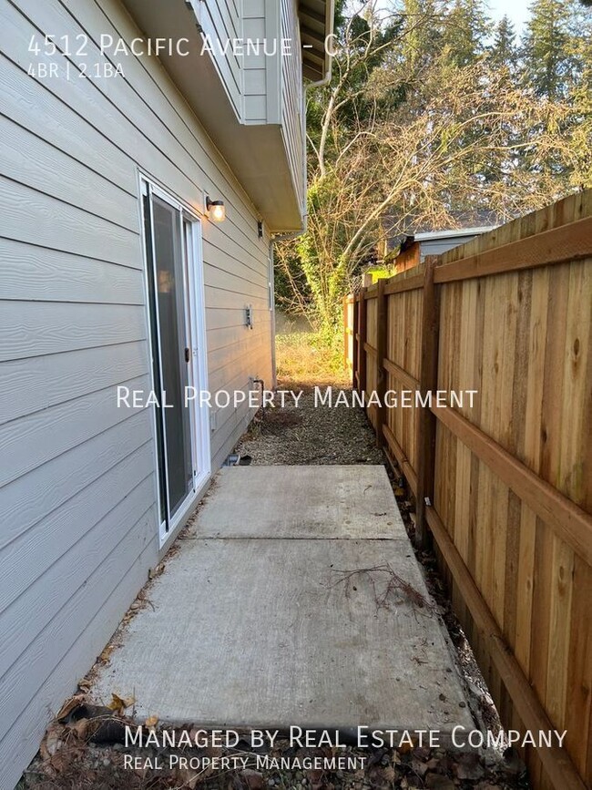 Building Photo - 4512 Pacific Ave