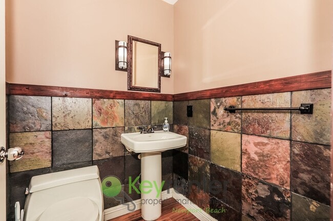 Building Photo - Beautiful Mission Viejo Townhome - Highland Park Community
