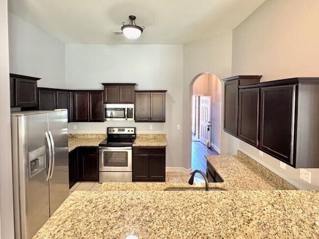 Building Photo - Olive Branch 4 Bedroom 2 Bath Home-Great Schools