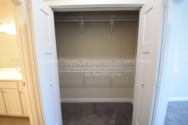 Building Photo - 504 Fishers Ct