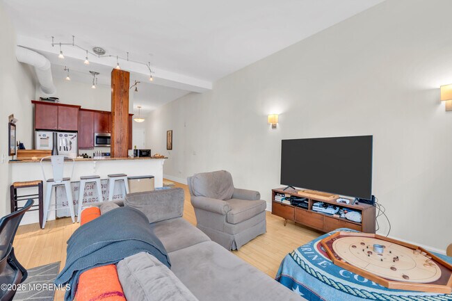 Building Photo - 300 Emory St