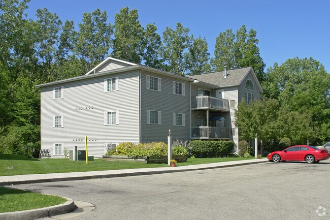 Primary Photo - Stone Creek Apartments